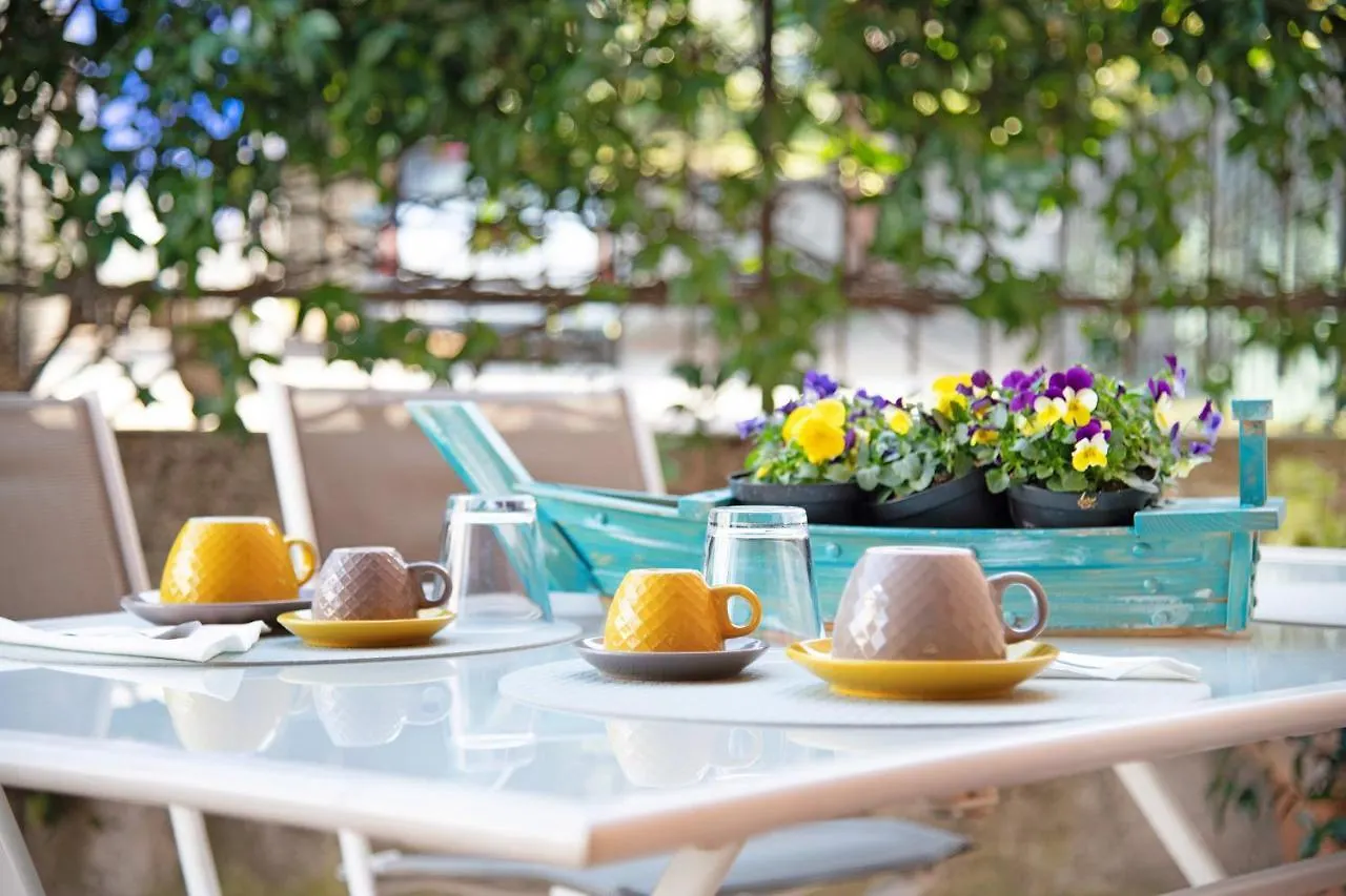 Madonnina Terrace E Garden Apartment Colico 0*,  Italy