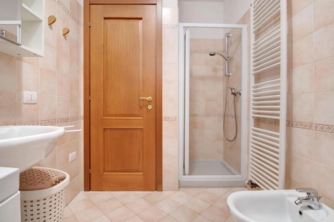 Madonnina Terrace E Garden Apartment Colico 0*,  Italy