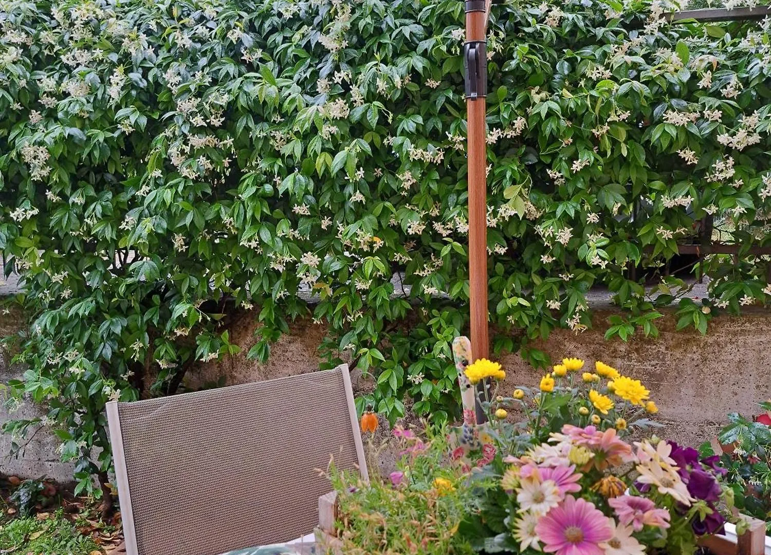 Madonnina Terrace E Garden Apartment Colico 0*,  Italy
